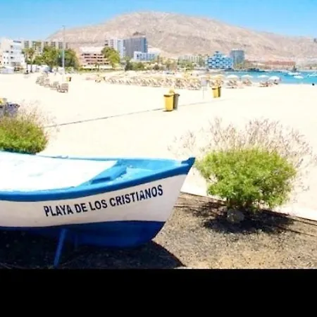Cristianos 2bdr Aparment Near The * لوس كريستيانوس